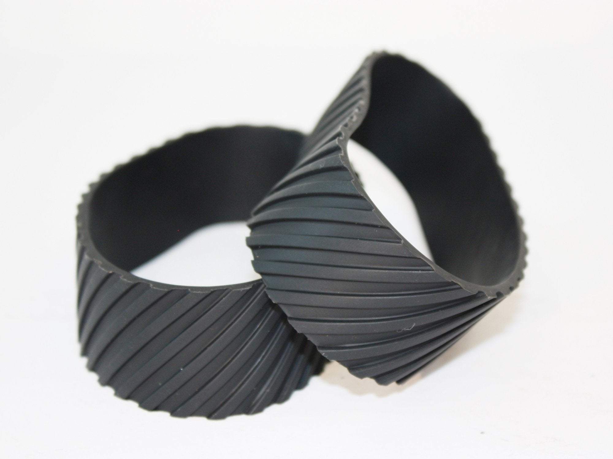 Rubber tire set (cross profile)