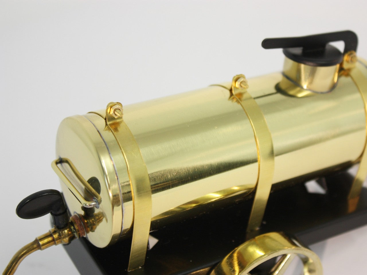 Blasting truck A386 black/brass