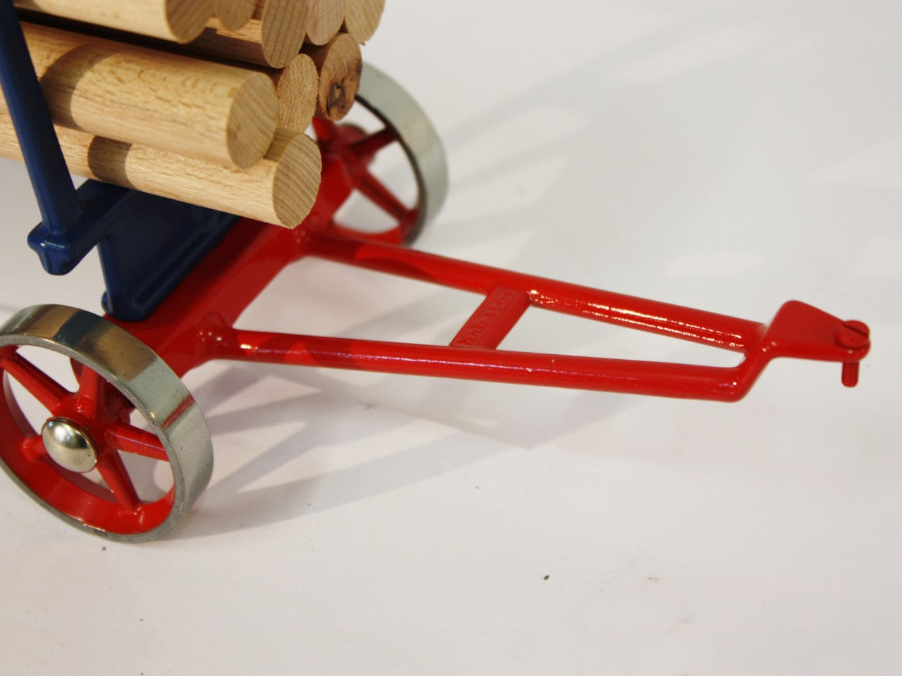 Long timber wagon A425