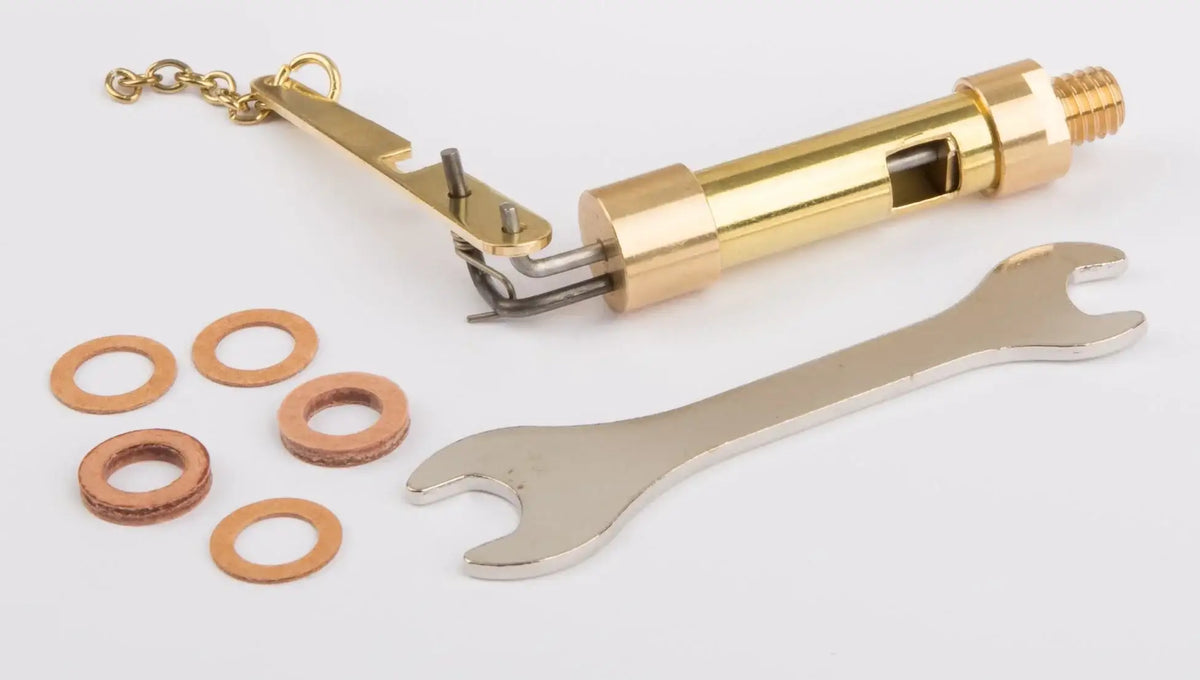 Dampfpfeife mit Kettenzug, MS, M6-Gewinde. Bei Verwendung der Dampfpfeifen mit Kettenzug muss ein Federventil auf dem Kessel sein.